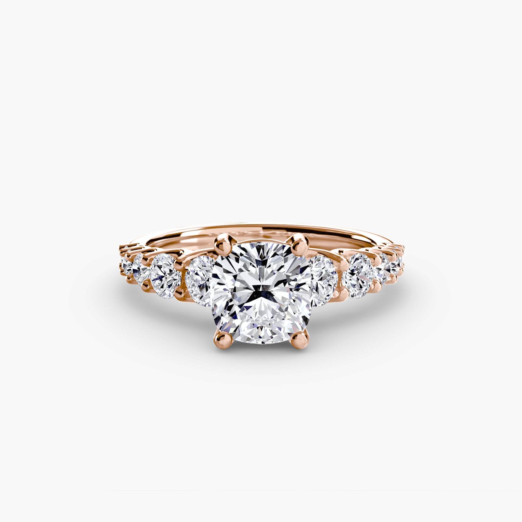 The Graduated Accent Ring EclectiCarat