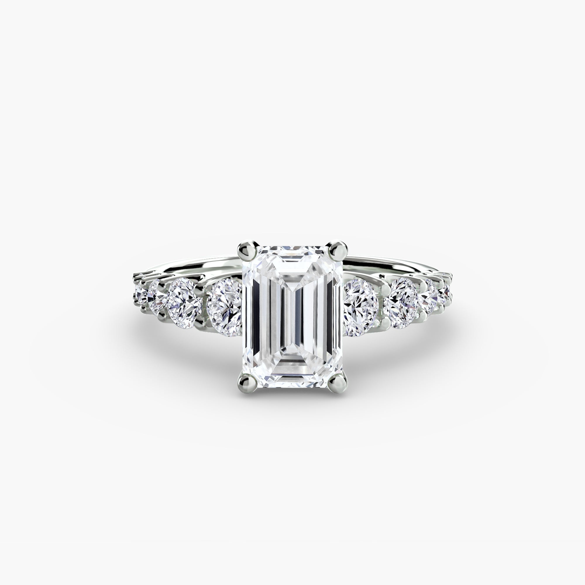 The Graduated Accent Ring EclectiCarat