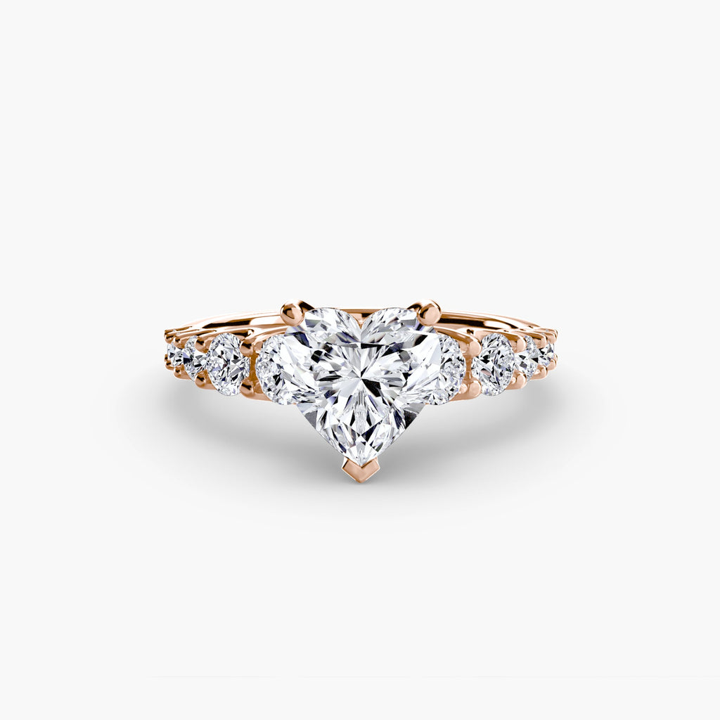 The Graduated Accent Ring EclectiCarat