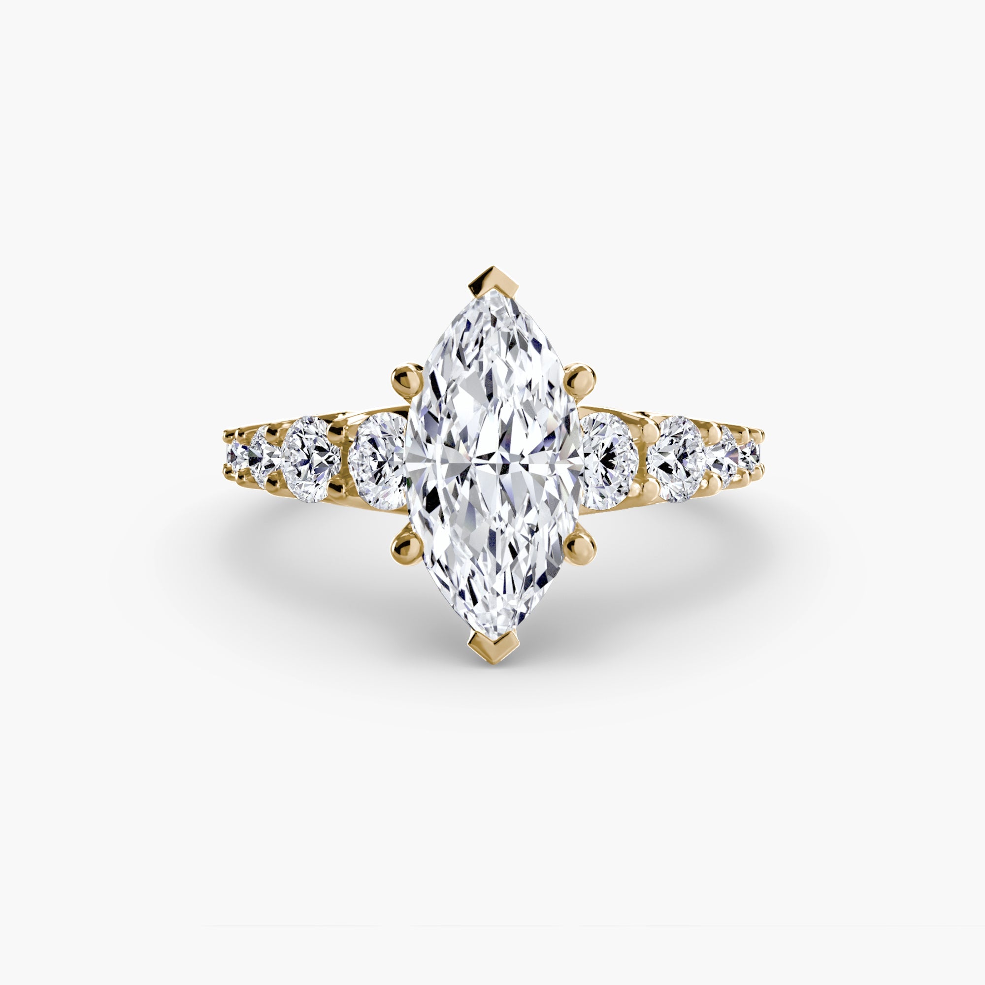 The Graduated Accent Ring EclectiCarat