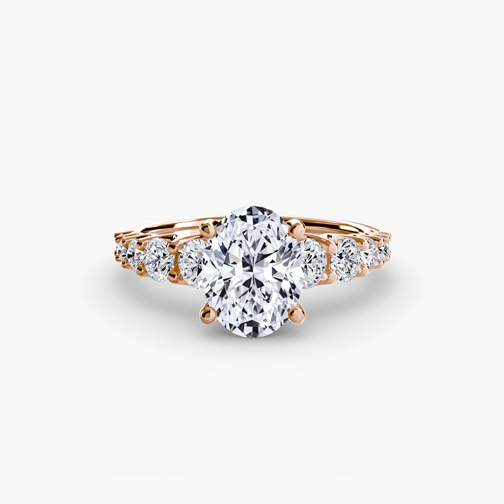 The Graduated Accent Ring EclectiCarat