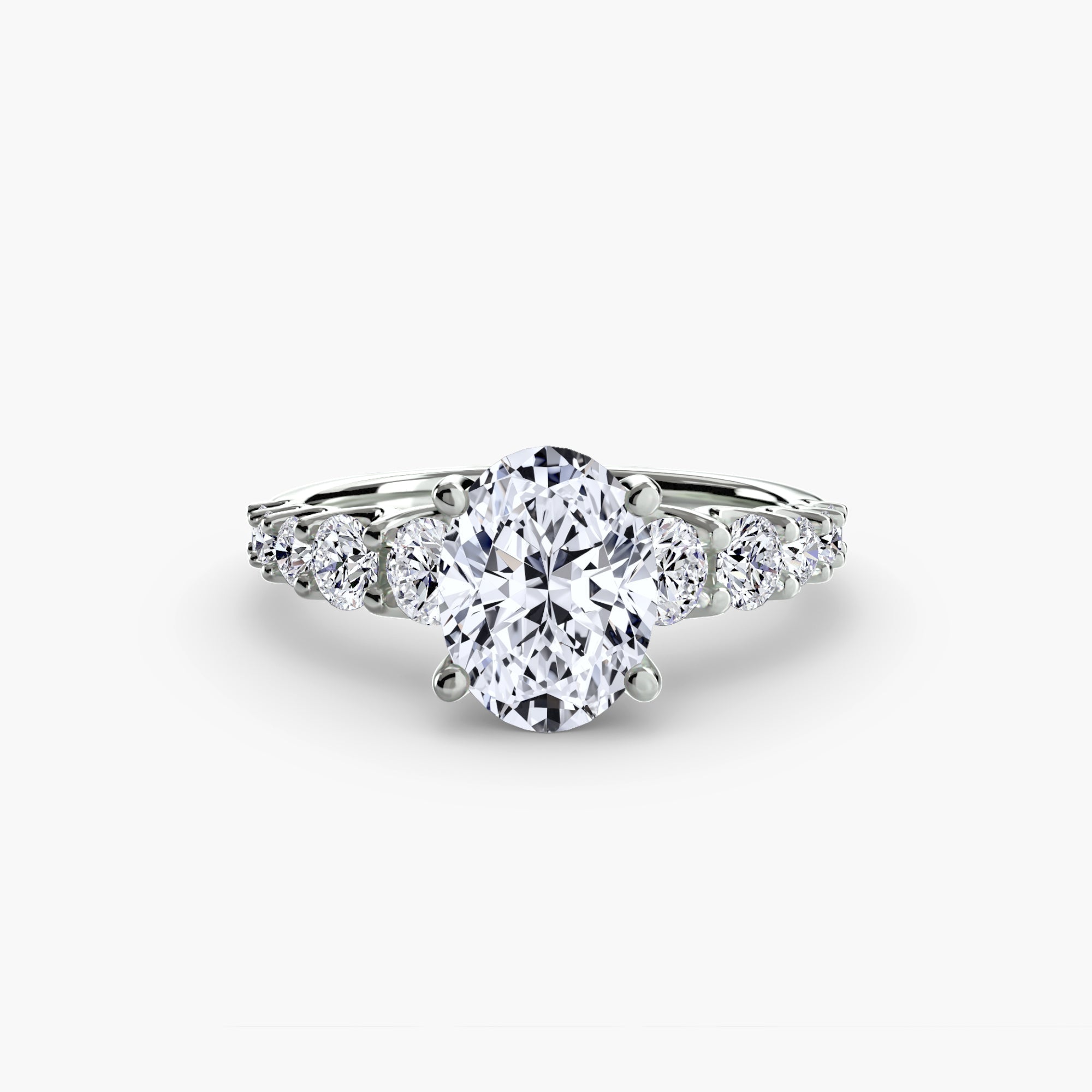 The Graduated Accent Ring EclectiCarat