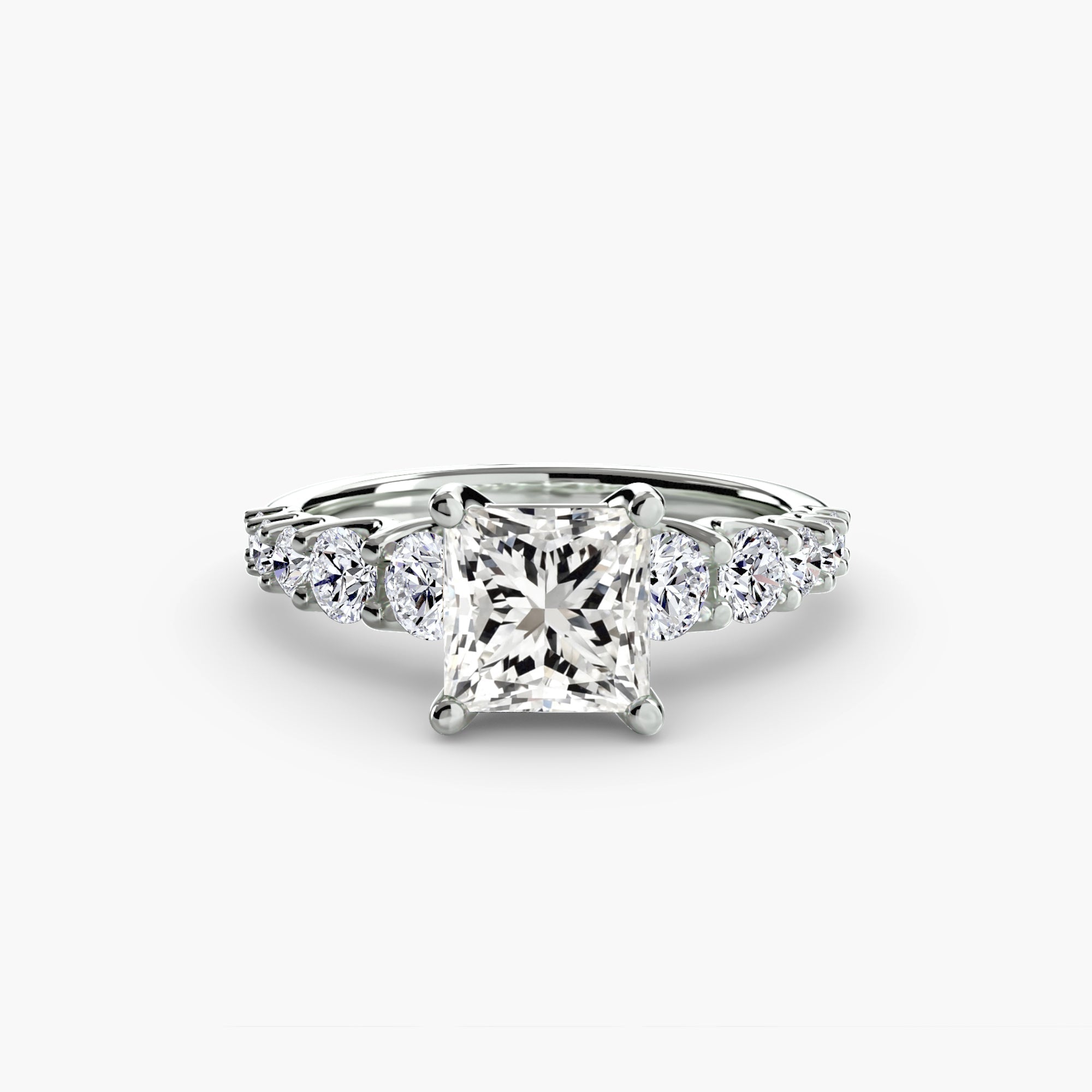 The Graduated Accent Ring EclectiCarat